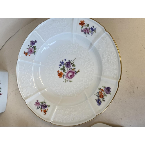 330 - A Meissen floral pattern dish, a Coalport fluted dish, and 2 pieces of blue and white, Limoges lidde... 