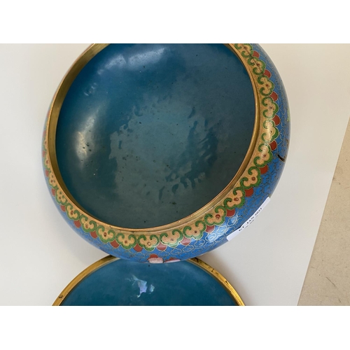 381 - Turquoise ground cloisonne circular shallow bowl and cover, 18cm  D  (good condition, minor rub to l... 