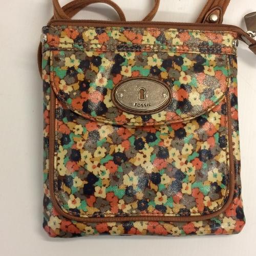 415 - 5 handbags, including Fossil, LK Bennett etc