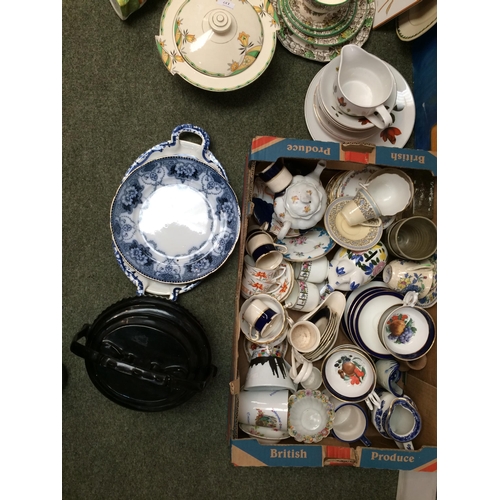 137 - Quantity of China to include Copeland Spode, vintage jelly moulds, part dinner sets etc