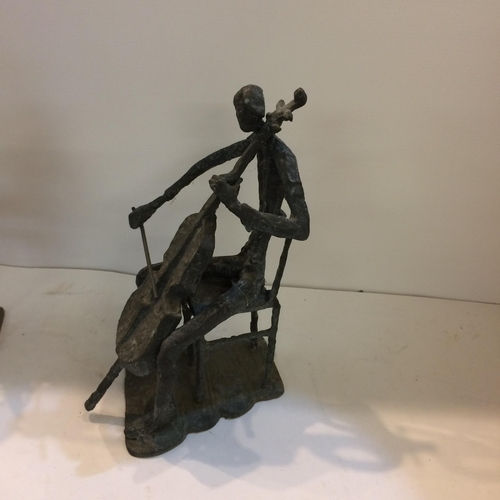 189 - Two C20th bronze style figures, abstract 