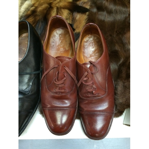 224 - Four mink furs stoles in used condition; and a feather hat, 1980s Italian cardigan and Vintage shoes... 