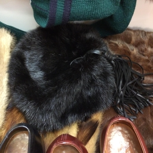 224 - Four mink furs stoles in used condition; and a feather hat, 1980s Italian cardigan and Vintage shoes... 