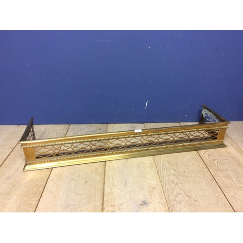 233 - Decorative brass fire fender with pierced work decoration
109cm length x 28cm depth x 15 cm height