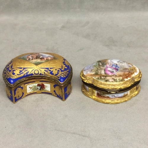 253 - Two Sevres ceramic jewellery caskets with hand painted gilt decoration, see all images for SEVRES/ME... 