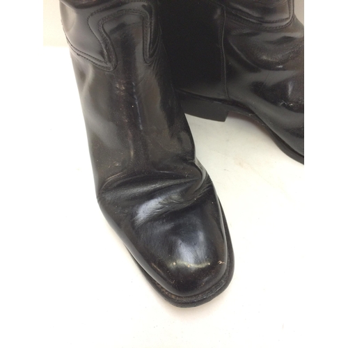 260 - Pair black riding boots, marked Cavallo to base