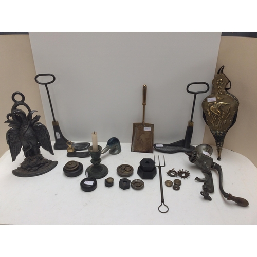 273 - a quantity of miscellaneous  metal wares, including Brass bellows, toasting fork, fire shovel, door ... 