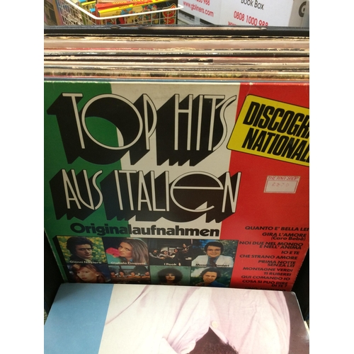 280 - A quantity of 1960s and other music collectors memorabilia including Vinyl and ephemera, including B... 