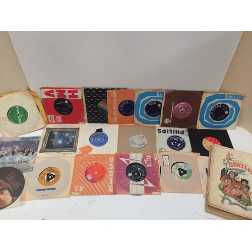 280 - A quantity of 1960s and other music collectors memorabilia including Vinyl and ephemera, including B... 