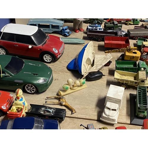 291 - A large quantity of toys, SEE IMAGES for full details