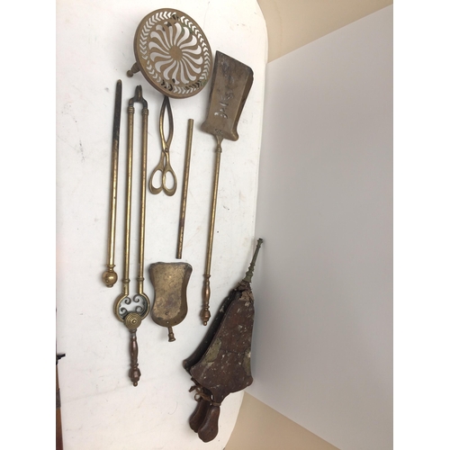 295 - Brasswares to include, firescreen, dogs, umbrella stand, walking sticks  etc