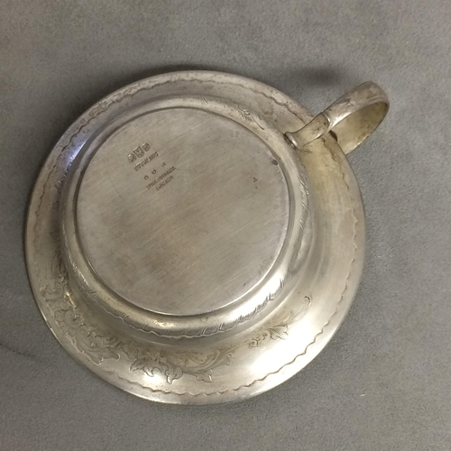 43 - Two American sterling silver items to include sweet meat dish with cast rim, and sterling silver cup... 