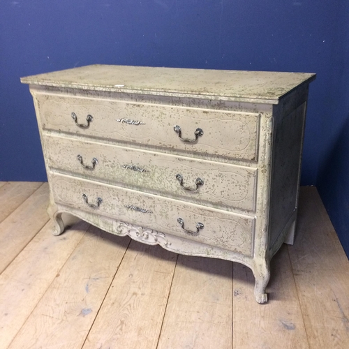 522 - Decorative shabby chic distressed painted grey chest of 3 drawers and cabriole legs 80h x 115w x 51d... 