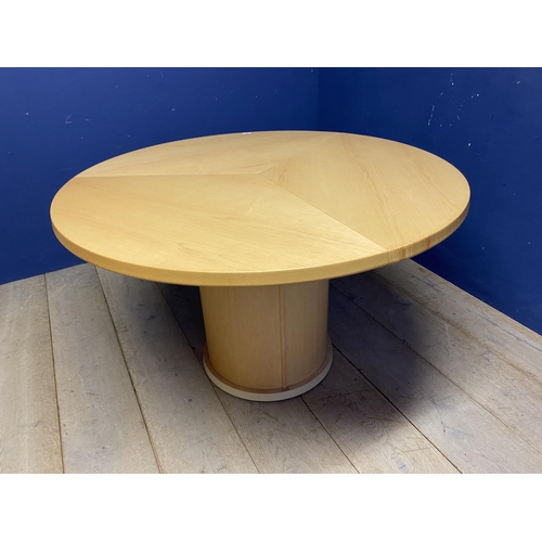 559 - Contemporary circular metamorphic table (circular when close, 'flower' shape when opened  - See phot... 