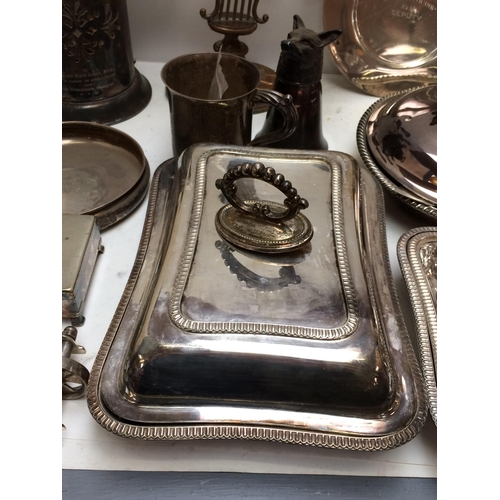 76 - A quantity of Silver plated items and other items, to include chaffing dishes, soup ladles, cream ju... 