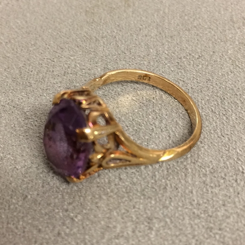 89 - 9ct gold single stone amethyst dress ring, 3.6g size M