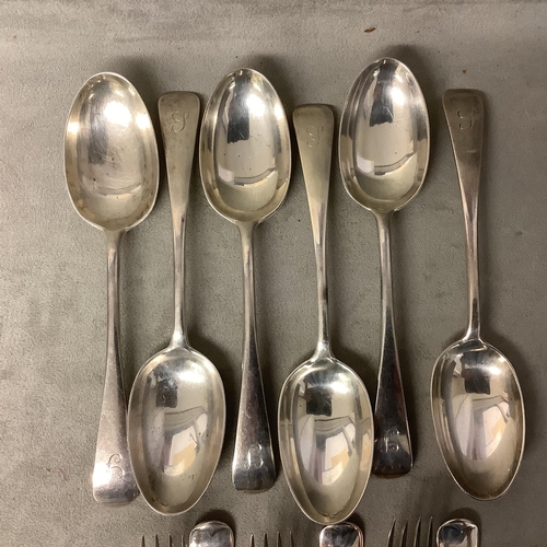 105 - Set of 6 desert spoons and forks by Josiah Williams and Co London 1917, 575g