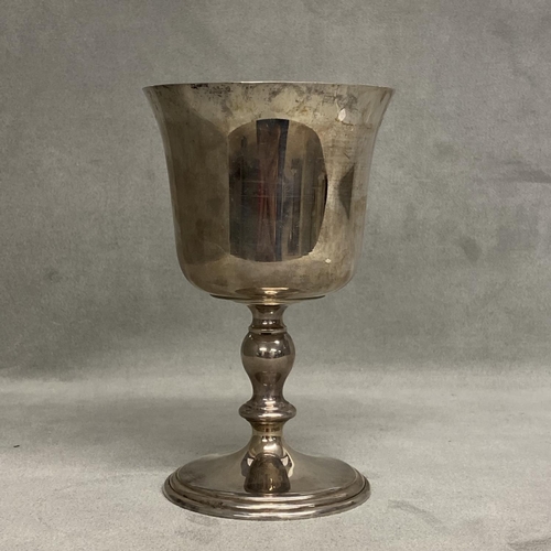 16 - A Sterling silver goblet on circular stepped foot with gilt interior by Mills and Hersey, London, 19... 