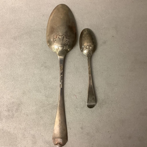 92 - An C18th desert spoon by Robert Perth, London, together with a late C18th tea spoon