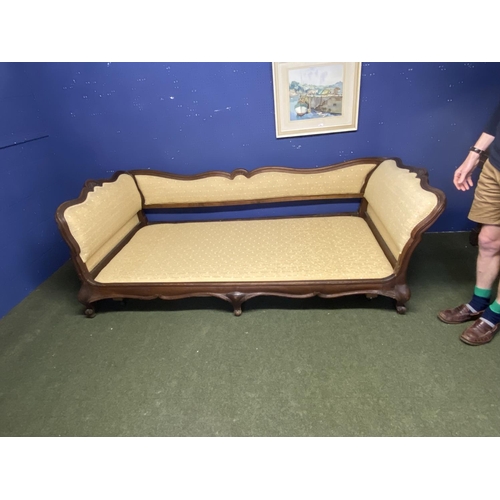 454 - An Edwardian Show-frame day bed, upholstered in gold colour fabric, with a modern bespoke - made fit... 