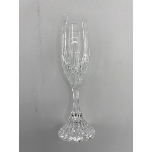 164 - Baccarat glass, a quantity of good C20th glassware to include 11 Champagne flutes, 13 Red wine glass... 