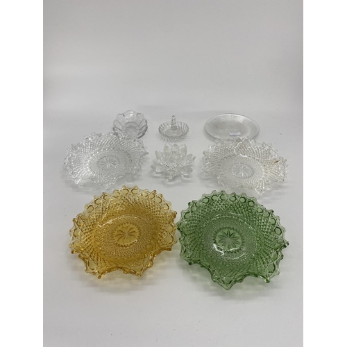 171 - collection of pressed glass hobnail style items to include bowls plates etc