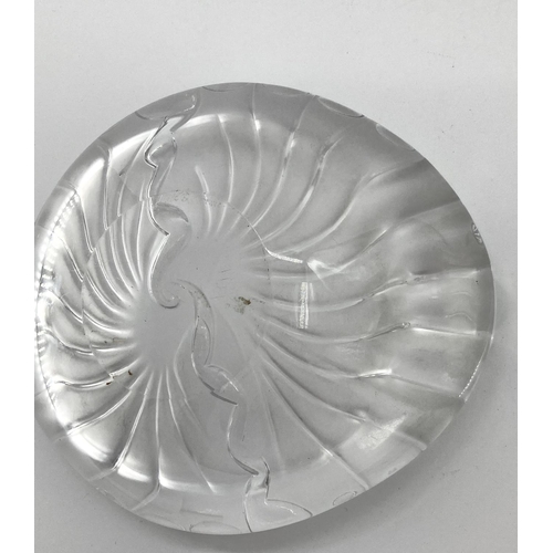 208 - A pair of Lalique frosted glass bowls circa 1990 etched to base Lalique France, 21.5 x 18 x 6.5cm (t... 