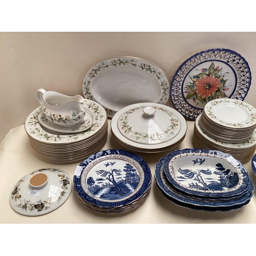 223 - Quantity of Royal Doulton Clairmont china, and blue and white Old Willow pattern  china