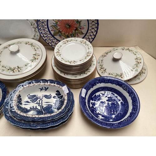 223 - Quantity of Royal Doulton Clairmont china, and blue and white Old Willow pattern  china