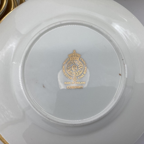 229 - A very good part set of Royal Worcester Coronet Fine Bone China, very very minor wear,  approx 22 di... 