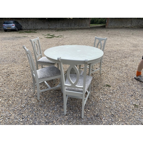 476 - Contemporary circular pedestal kitchen table wit 4 matching chairs (possibly Laura Ashley)