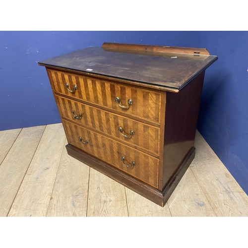 507 - Chest of Drawers