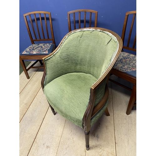 555 - A quantity of chairs to include a set of  mahogany railed back dining chairs, a tub chair etc