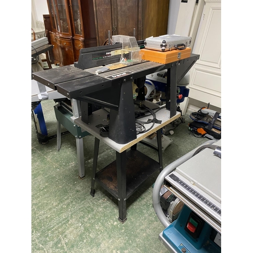 618 - Router table by Trend, and bits (clearance of tools from a local retired woodworker, all PAT tested)