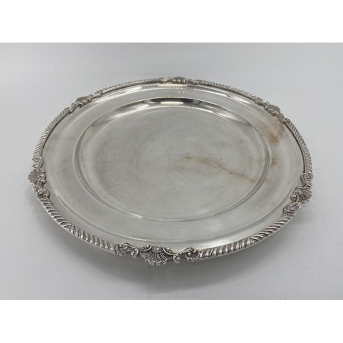 75 - A collection of silver plated items to include five circular trays, largest 46cm (6)