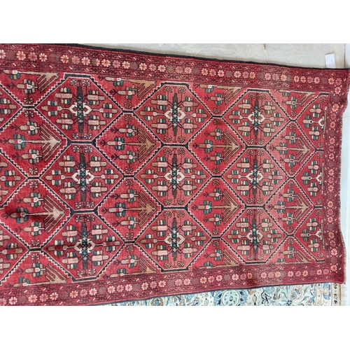 642 - Vintage North West Persian long rug - circa. 1930s Size. 2.92 x 1.27 metres