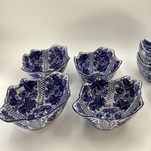 118 - Decorative Modern Blue and White China: 3 figures of Oriental men (damage to one chin), and a quanti... 