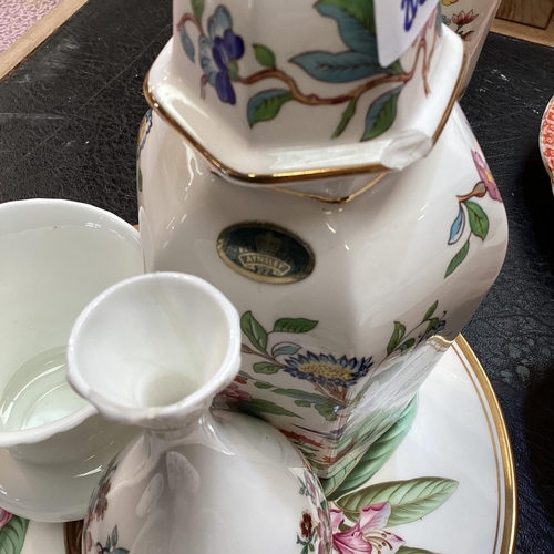 202 - A set of Royal Worcester Royal China Works part service (much wear etc) ; and a quantity of Masons, ... 