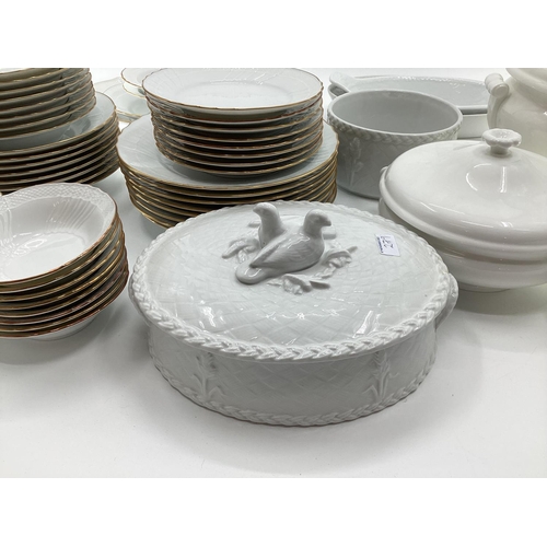 279 - A quantity of white china to include Richard Ginon Italy, 