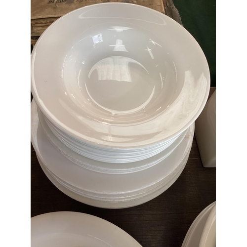 279 - A quantity of white china to include Richard Ginon Italy, 