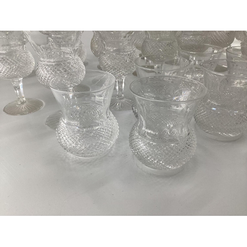 282 - A quantity of glasswares to include wine glasses, of various sizes, and bowls etc