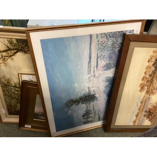 348 - quantity of pictures - clearance lot