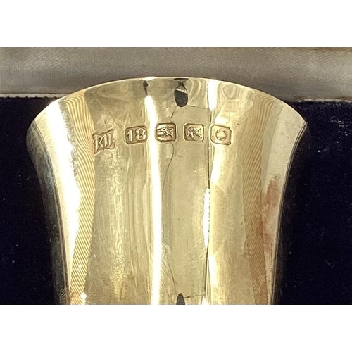 46 - An 18ct gold, Irish, Decorative Goblet, with engraved stem and circular foot, 11cm(h), 287g, in pres... 