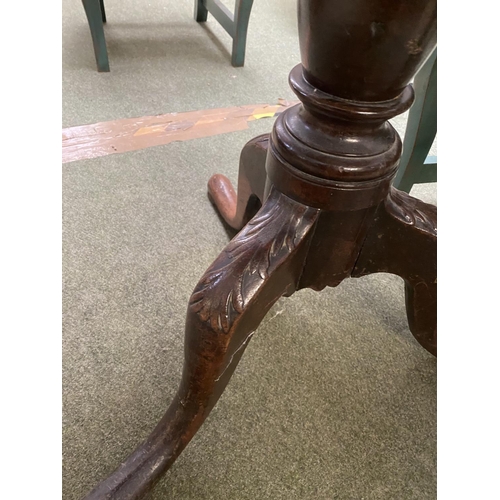 580 - Georgian mahogany circular tripod pedestal table
81.5 cm diameter, 72.5 cm high