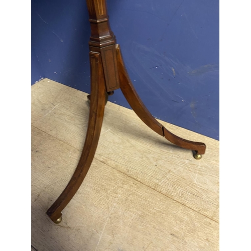 624 - Small Regency inlaid mahogany tripod table, 
 the top 40 x 30cm  (with foot recently glued to one le... 