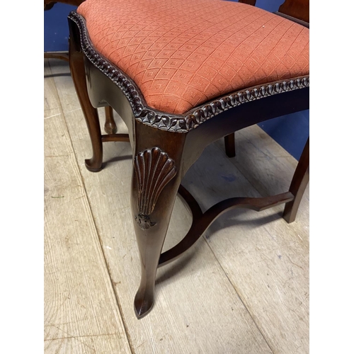 664 - A set of four (2 +2carvers) mahogany dining chairs, with serpentine drop in orange upholstered seats... 