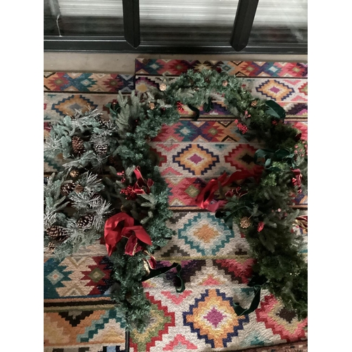 740 - CHRISTMAS: Indoor Faux Christmas wreath