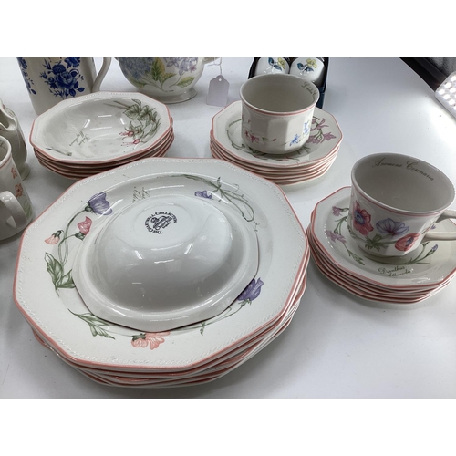 150 - A collection of C20th ceramics to include a six piece teaset and coffee by Churchill