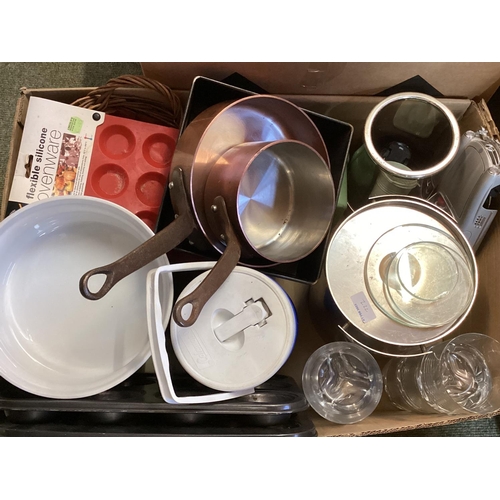 227 - A large collection of modern kitchen ware to include copper pans, baskets etc