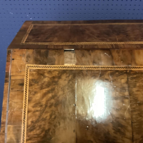 462 - A good walnut bureau, the fitted interior with string and cross banded chequer board inlay, with ins... 